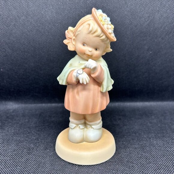 Memories of Yesterday "Time to Celebrate" 1995 Charter Membership figurine - Picture 1 of 4